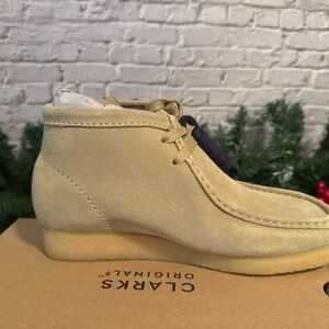 Clarks Wallabee Maple Suede Size 6.5 NIB